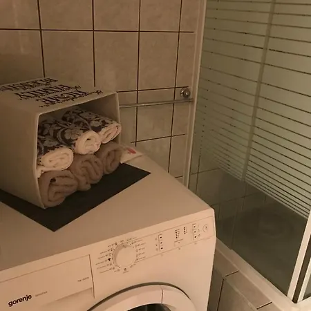 Sarah Kupres (Canton 10)